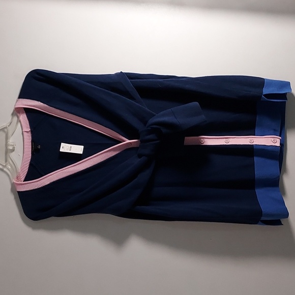 TALBOTS BUTTON DOWN SWEATER NWT ( SIZE LARGE) - Picture 10 of 11